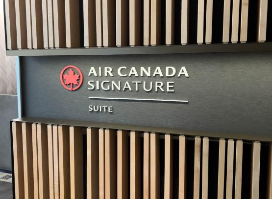 ac-siganture-lounge-toronto-airport